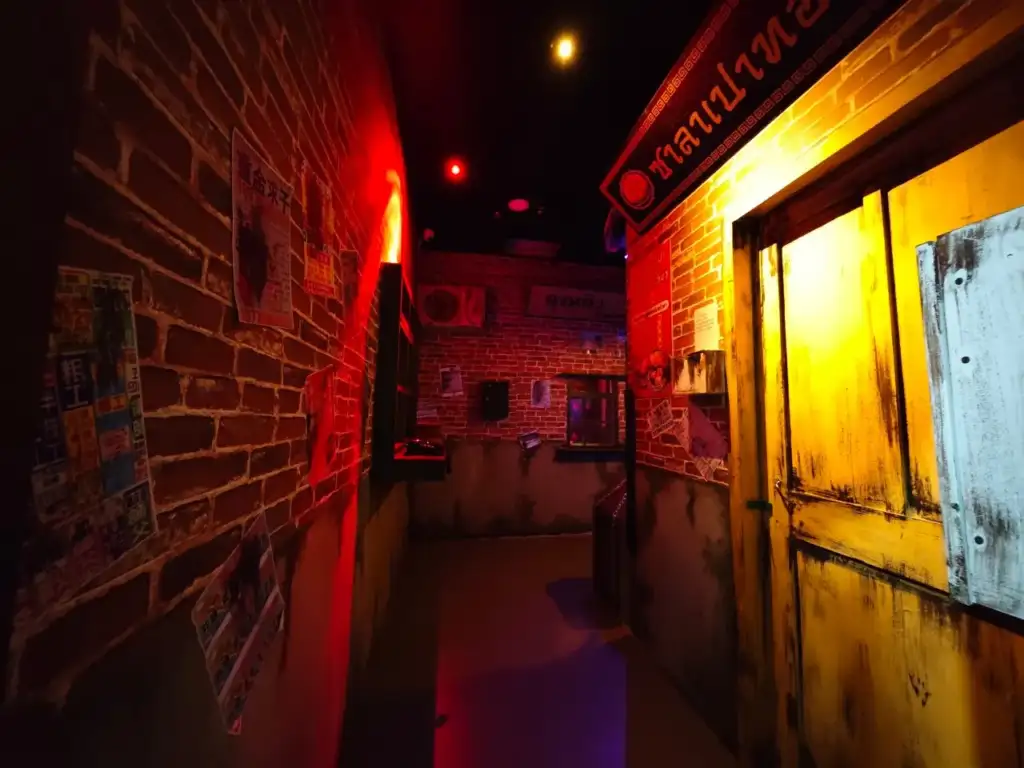 The Ghost Shop Horror room - Mystiworld Escape Room Bangkok